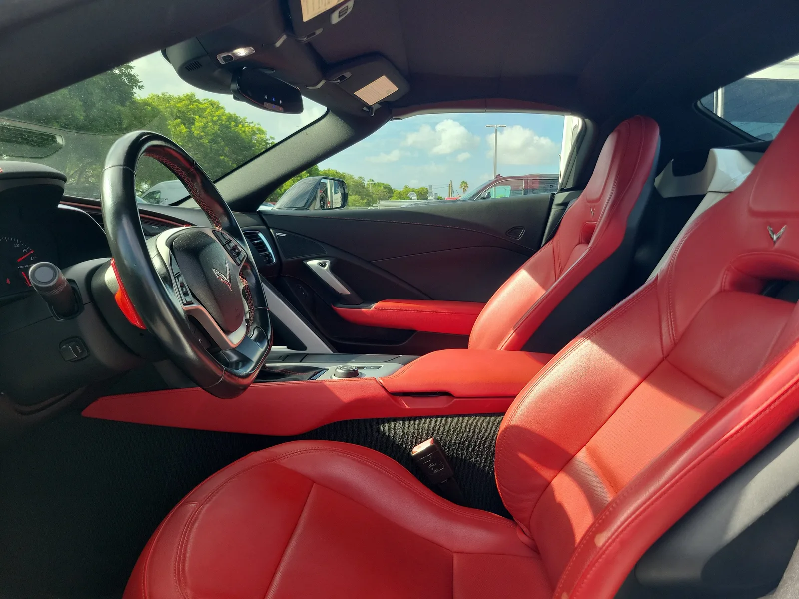 2017 Chevrolet Corvette Z51 2LT photo 11