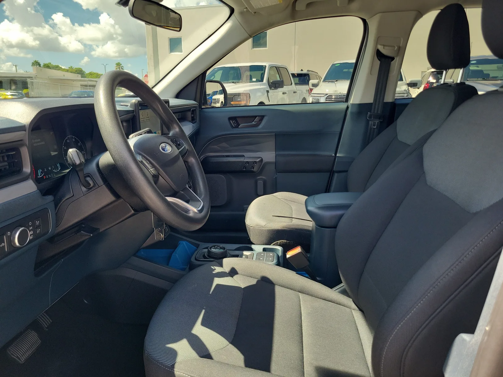 2022 Ford Maverick XL photo 11