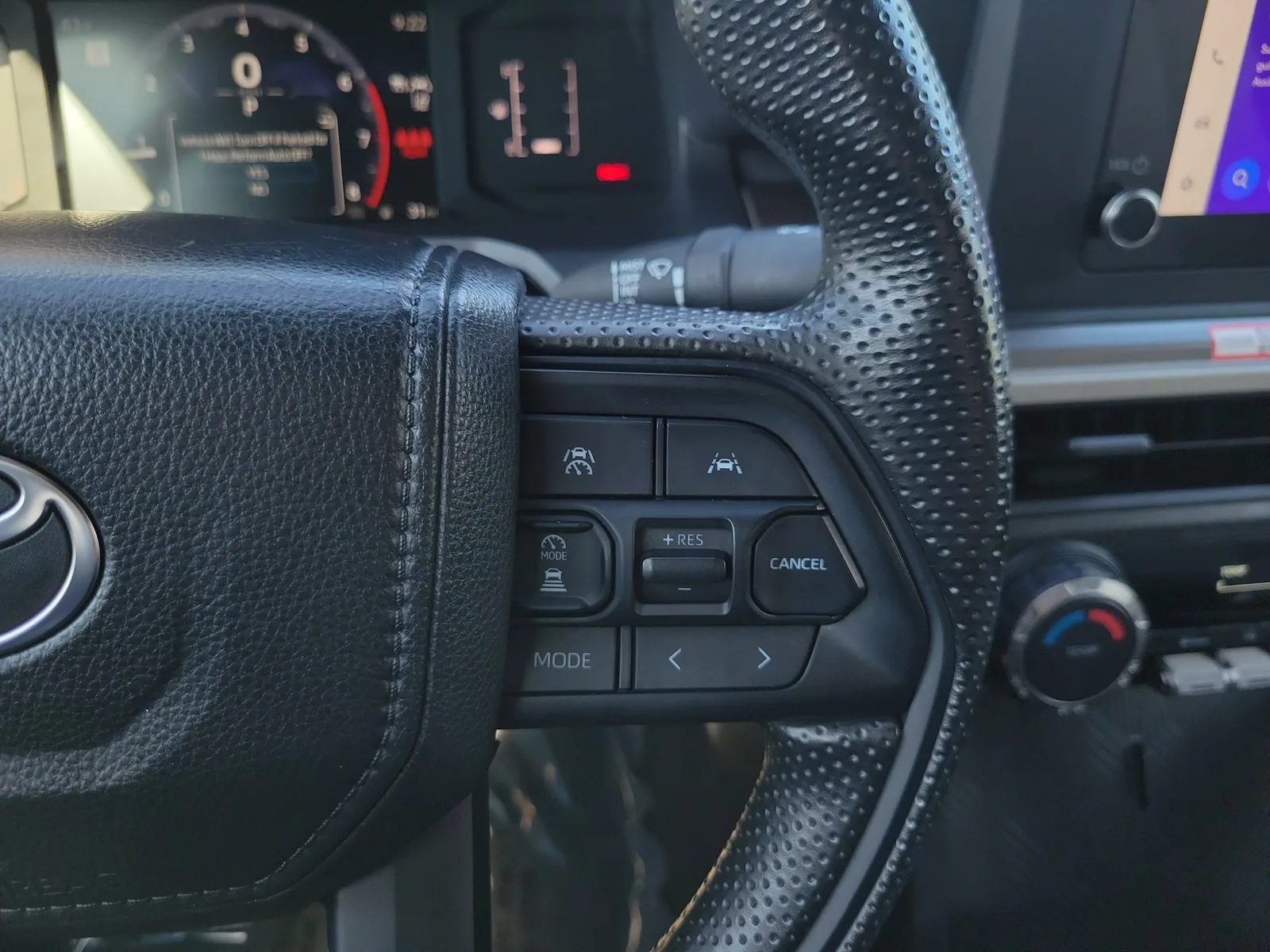 2024 Toyota Tacoma 2WD SR5 photo 17