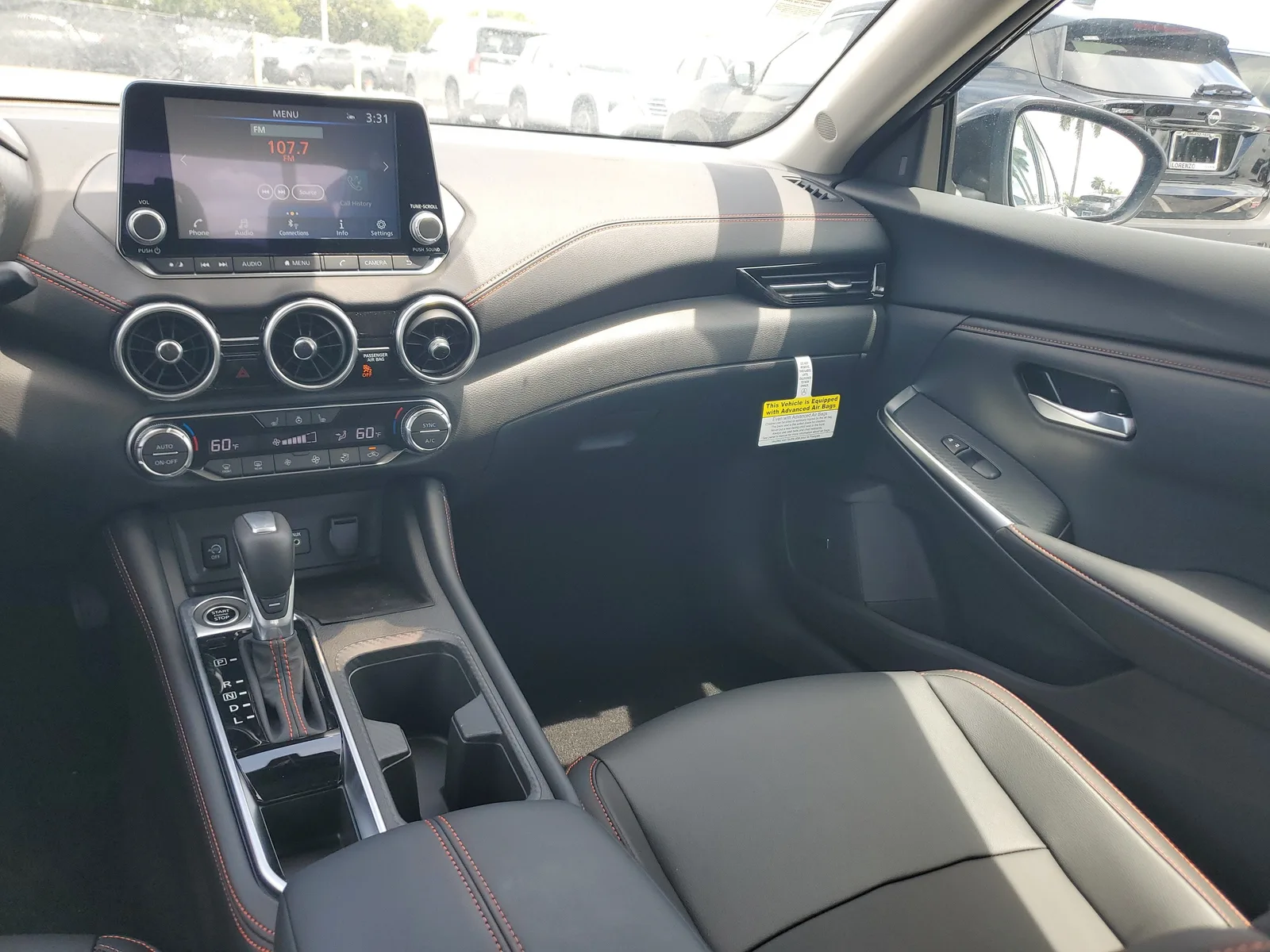 2025 Nissan Sentra SR photo 12