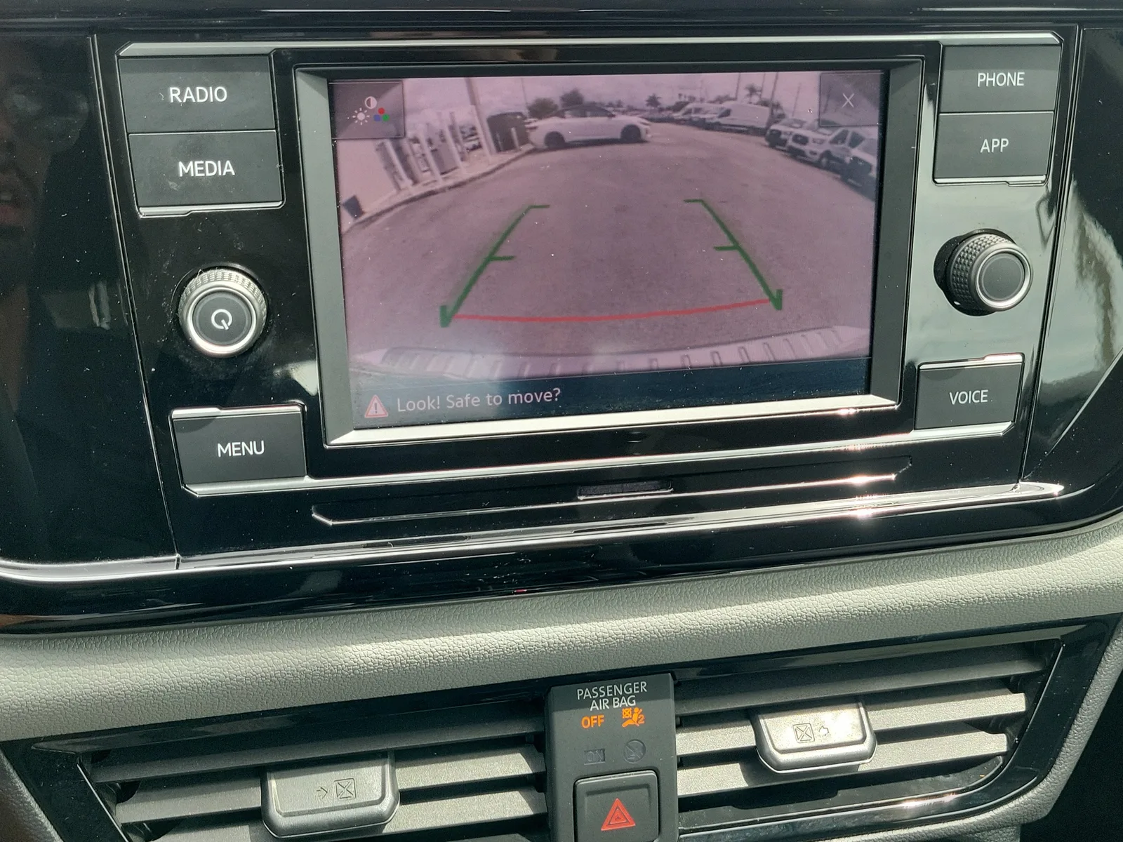 2023 Volkswagen Taos S photo 10
