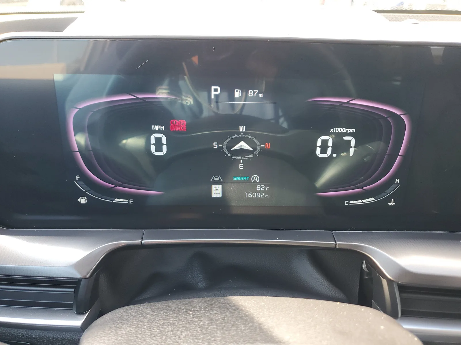 2024 Kia Telluride LX photo 30