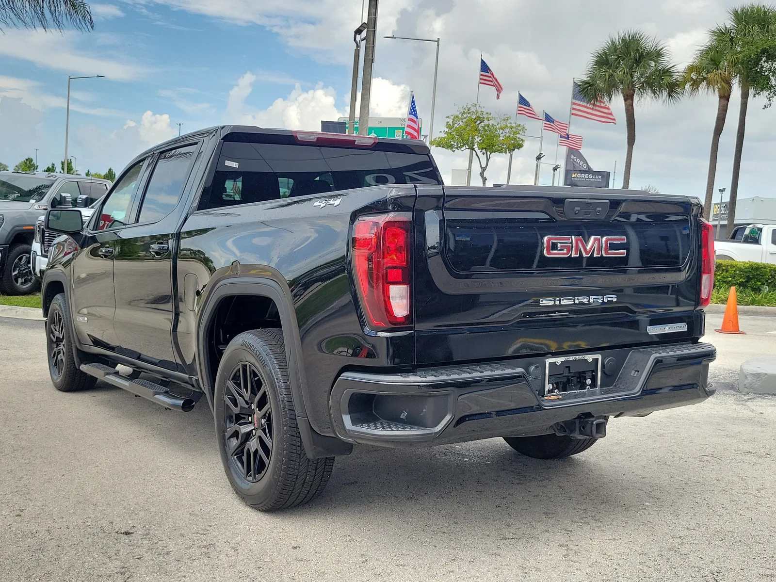 2024 GMC Sierra 1500 Elevation photo 7