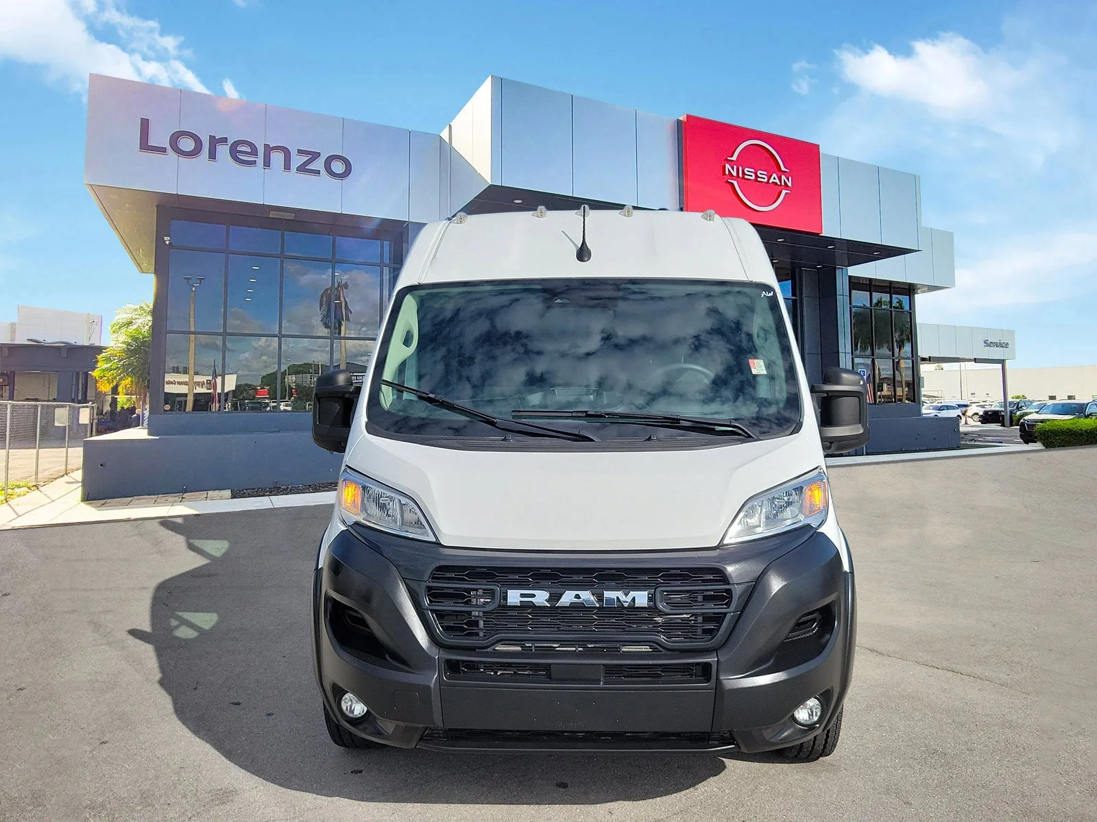 2026 RAM ProMaster Cargo Van Tradesman photo 2