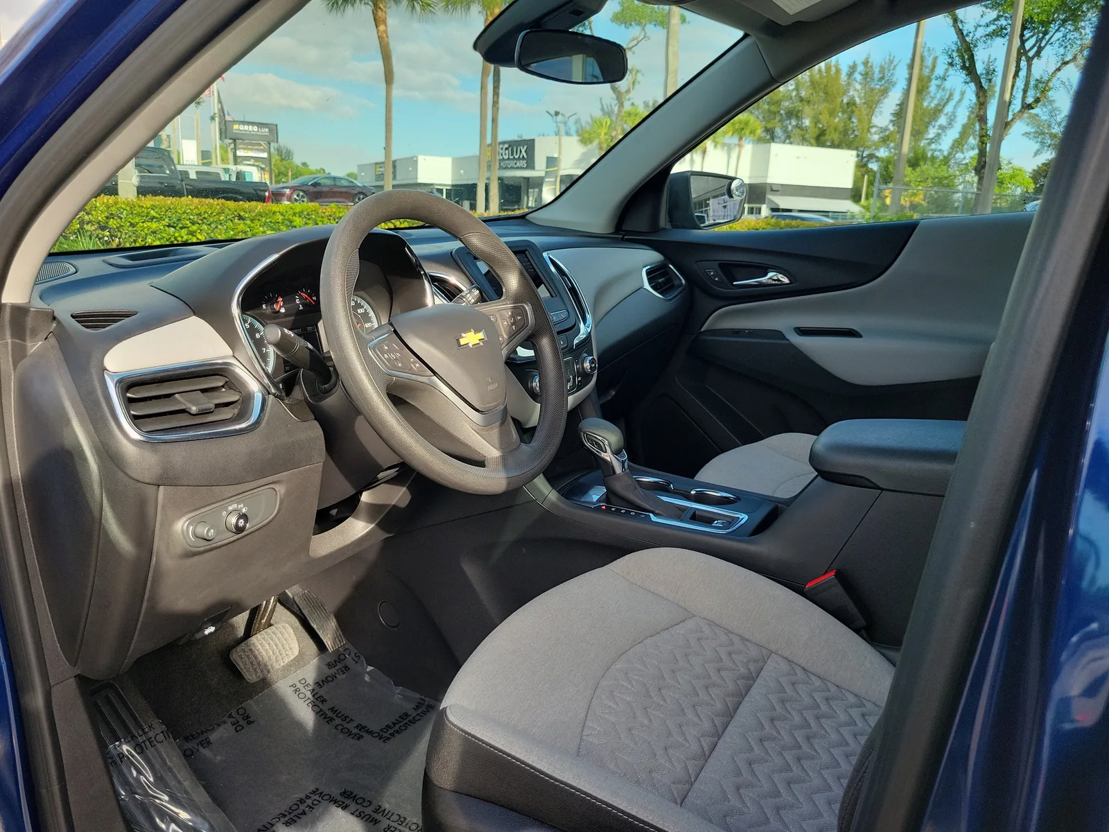 2023 Chevrolet Equinox LS photo 9