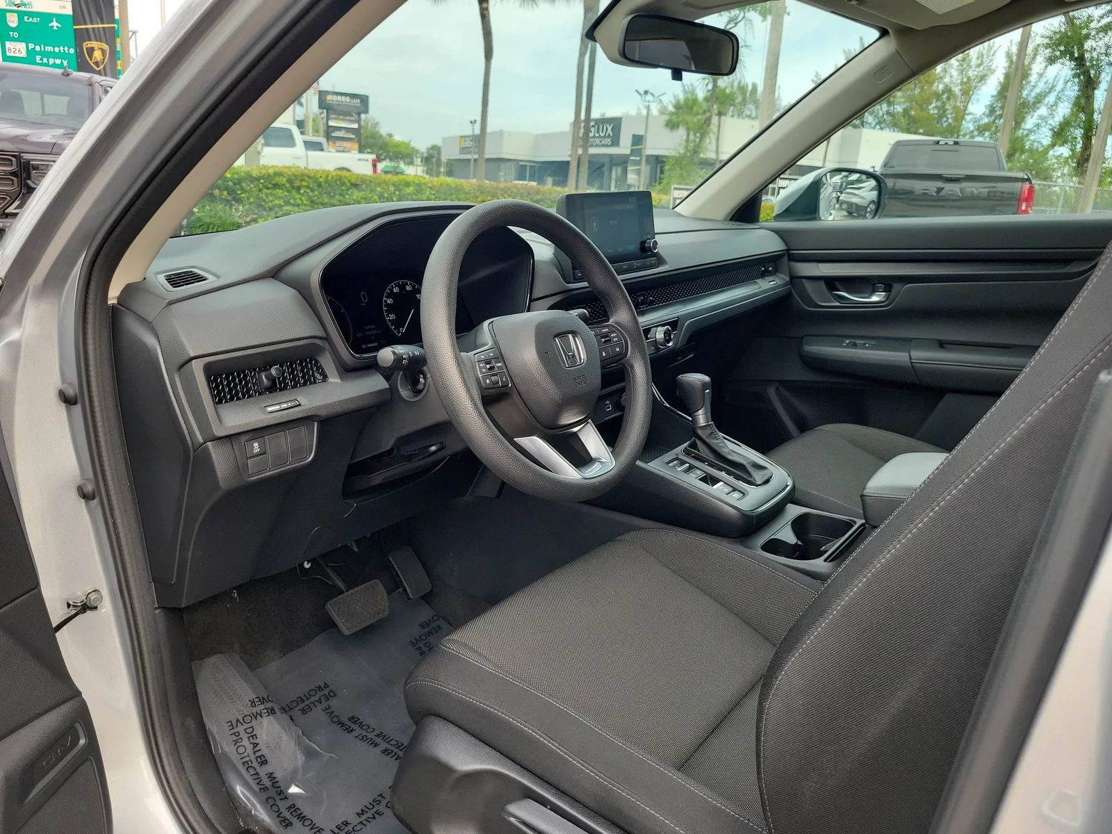 2025 Honda CR-V LX photo 15