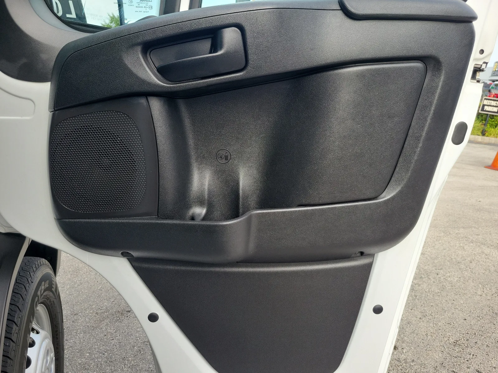 2026 RAM ProMaster Cargo Van Tradesman photo 24