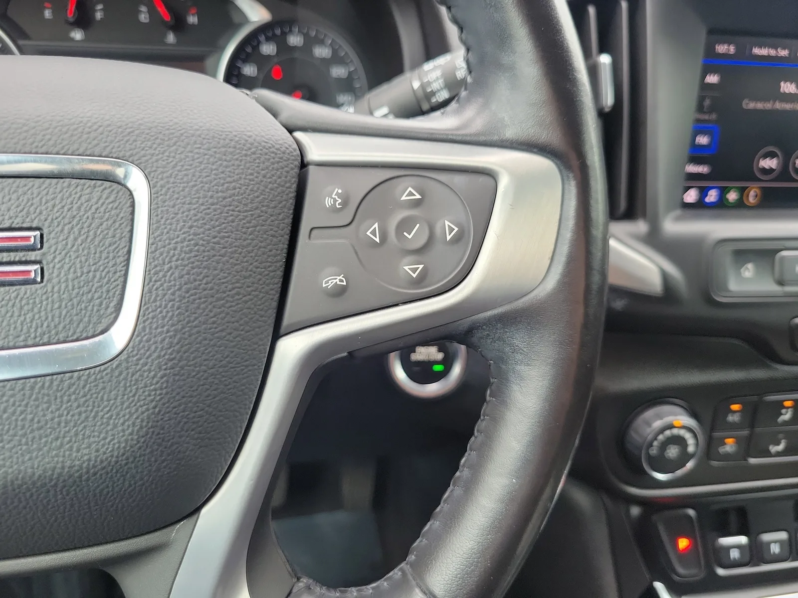 2020 GMC Terrain SLE photo 19
