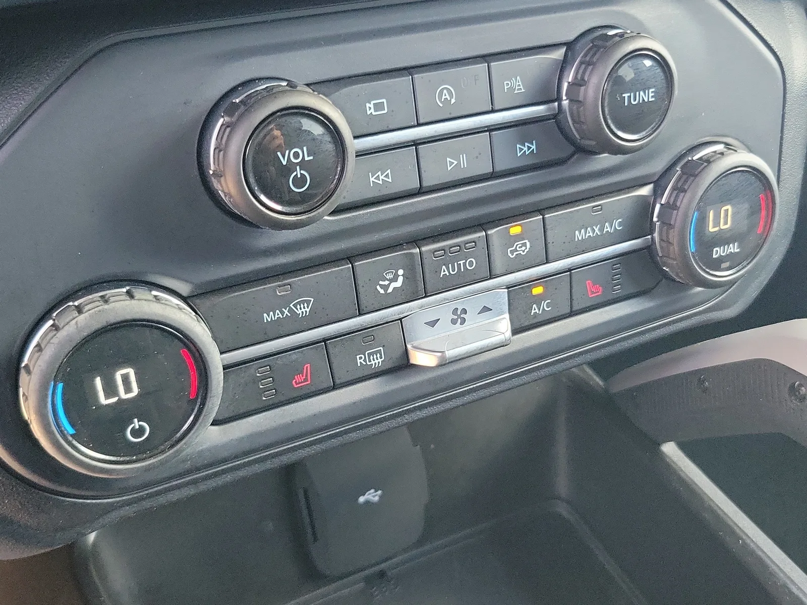 2023 Ford Bronco Outer Banks 4WD photo 24
