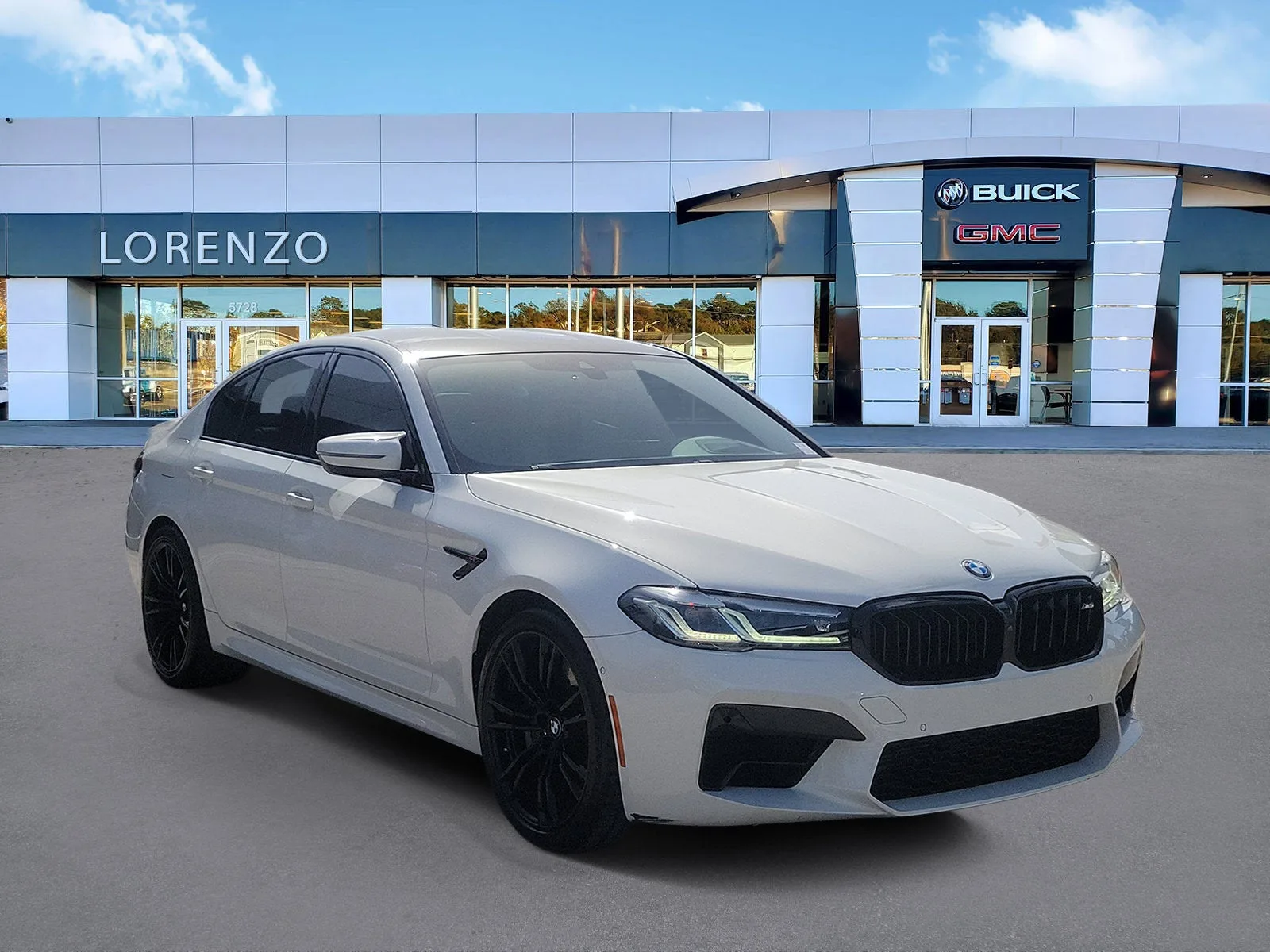 2023 BMW M5 NA photo 3