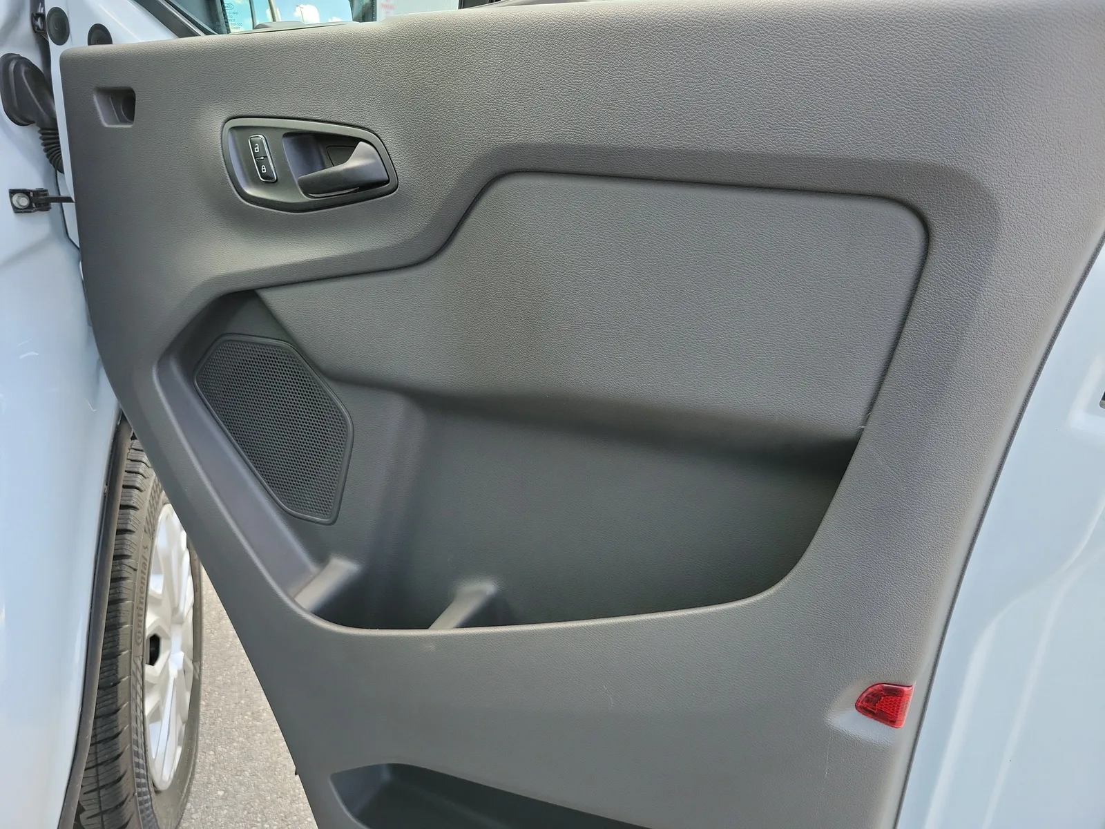 2025 Ford Transit Cargo Van Base photo 21