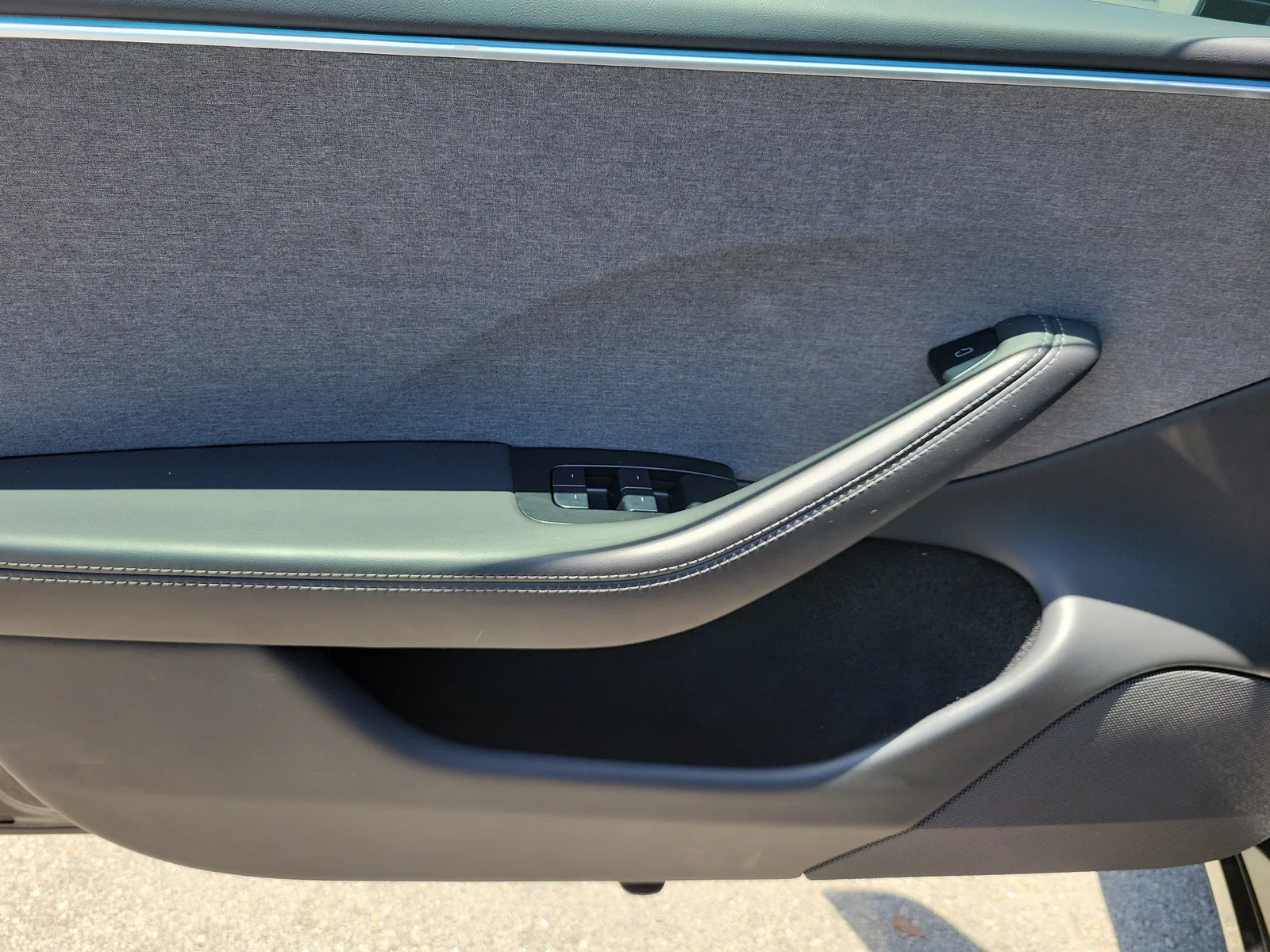 2025 Tesla Model 3 Long Range photo 22