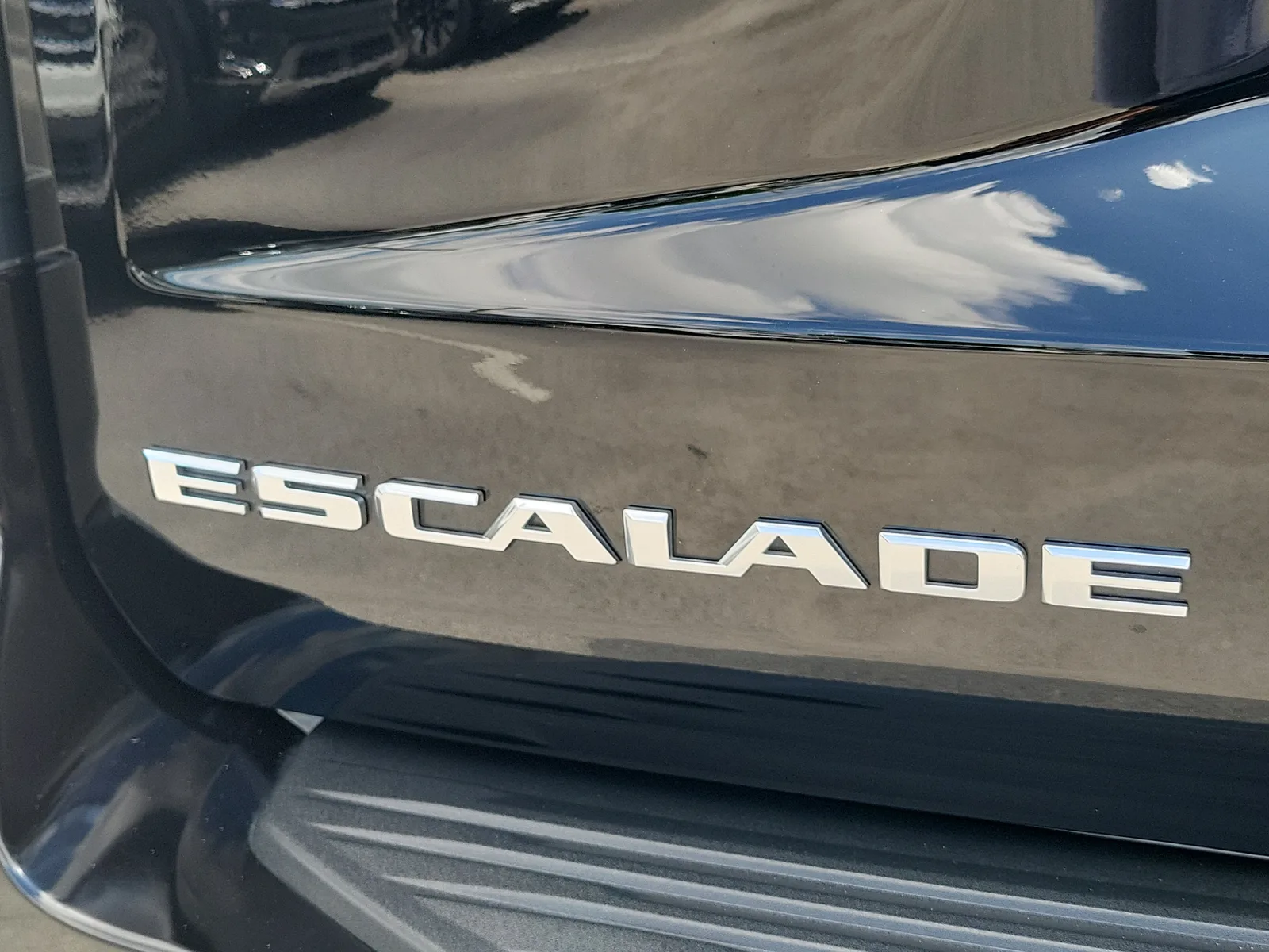 2025 Cadillac Escalade 4WD Premium Luxury photo 33