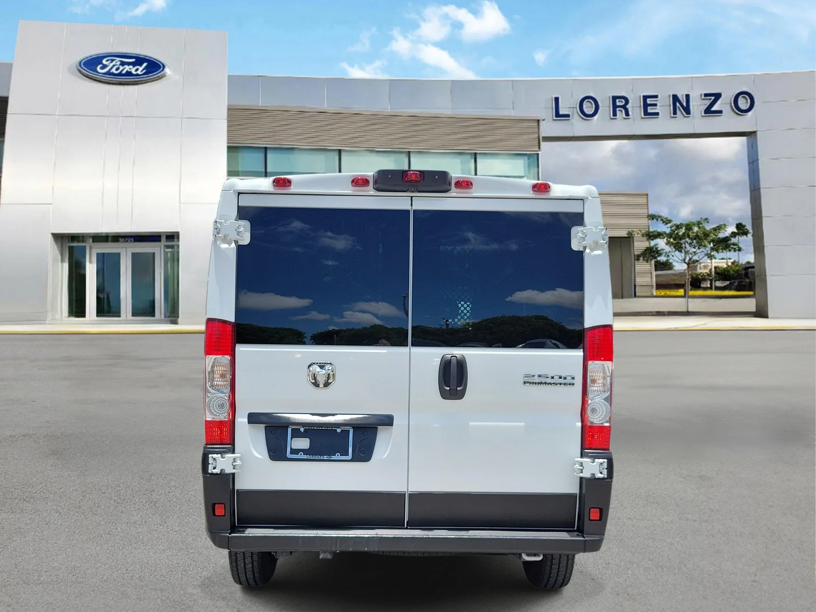 2025 RAM ProMaster Cargo Van Tradesman photo 6