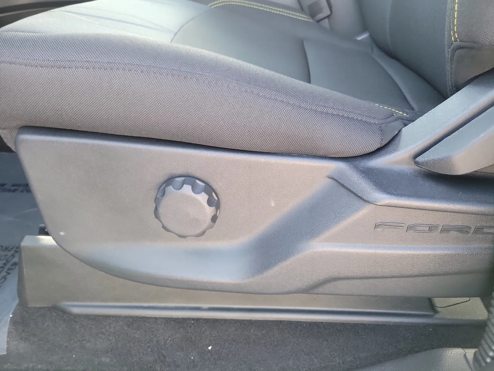 2024 Ford F-150 STX photo 14
