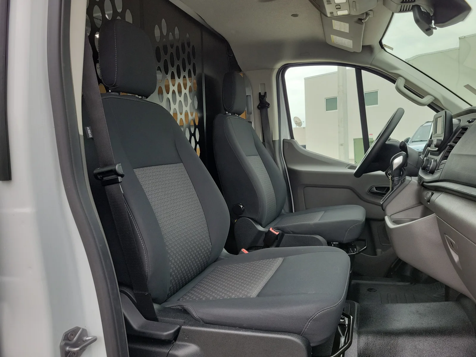 2025 Ford Transit Cargo Van Base photo 20