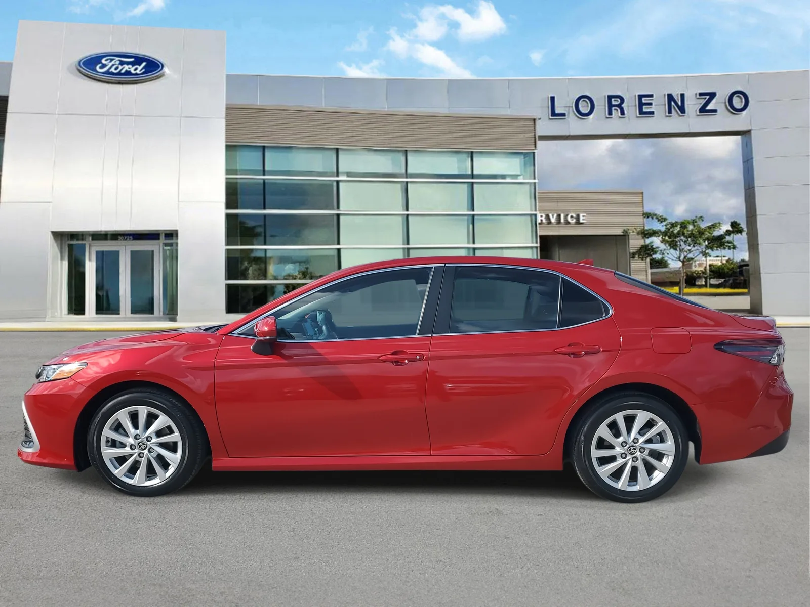 2023 Toyota Camry LE photo 8