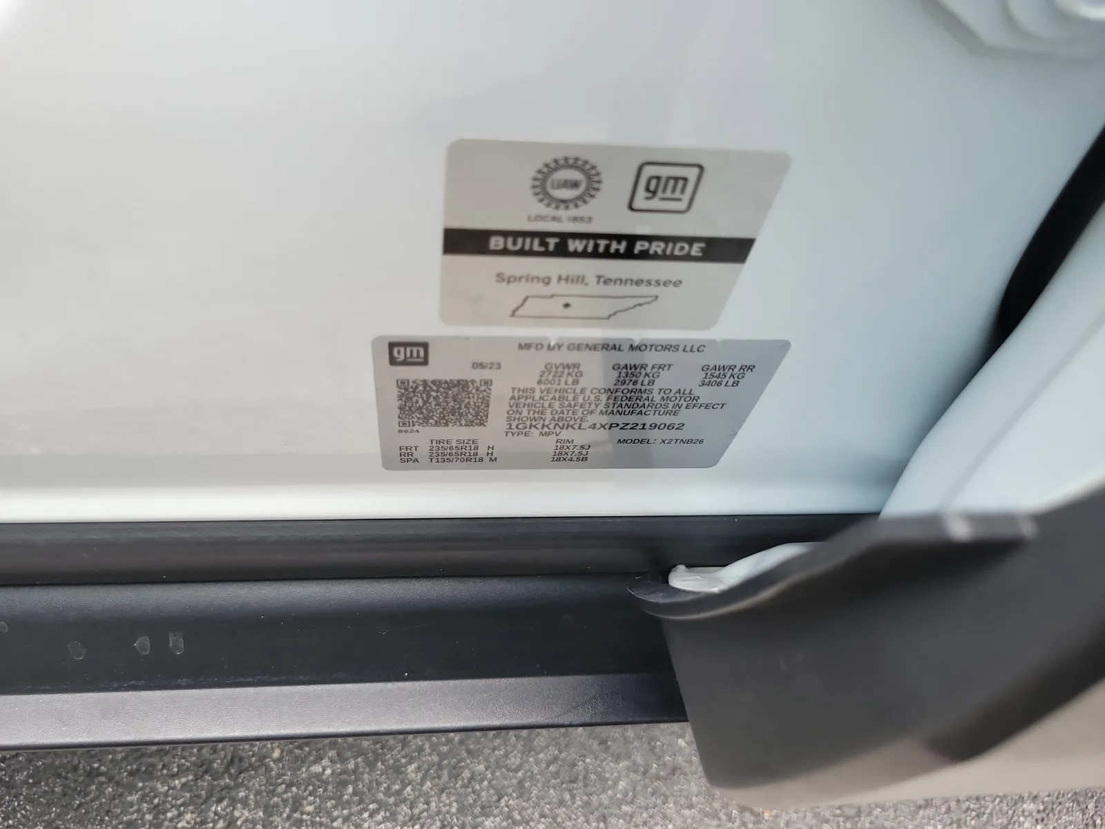 2023 GMC Acadia SLE photo 31