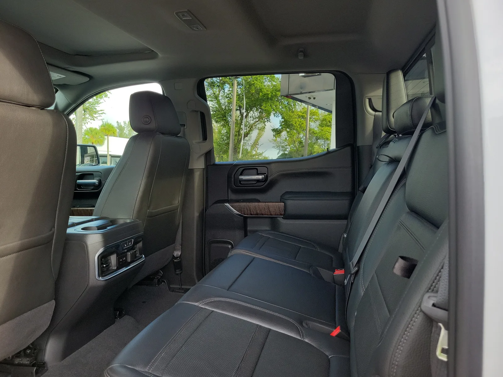 2021 GMC Sierra 1500 Denali photo 14