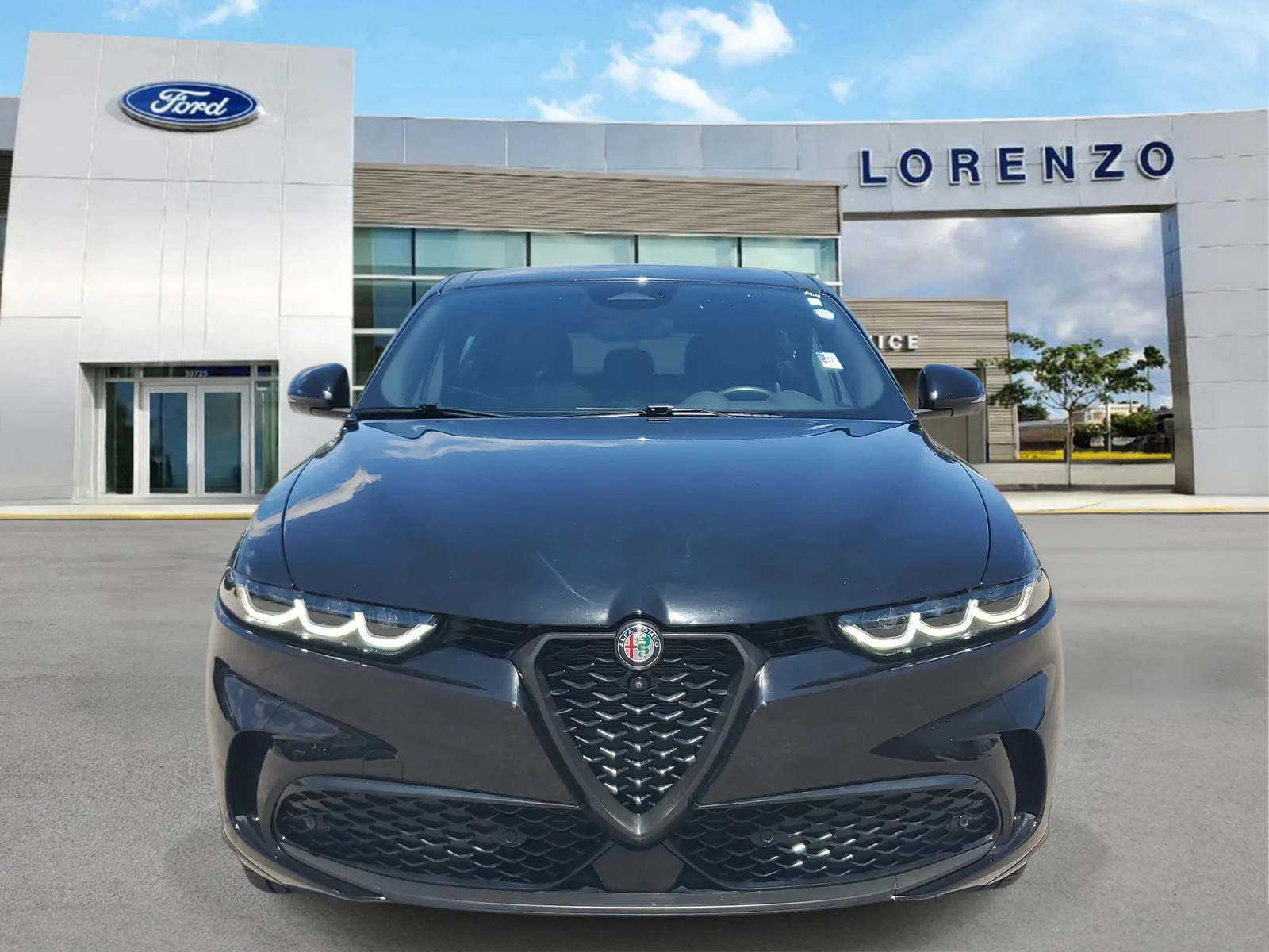 2024 Alfa Romeo Tonale Veloce E4WD photo 2