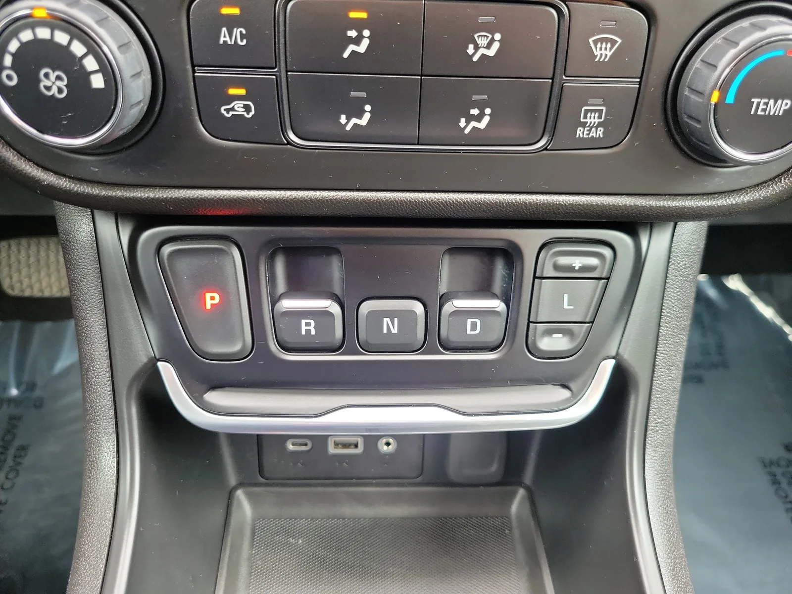 2020 GMC Terrain SLE photo 21