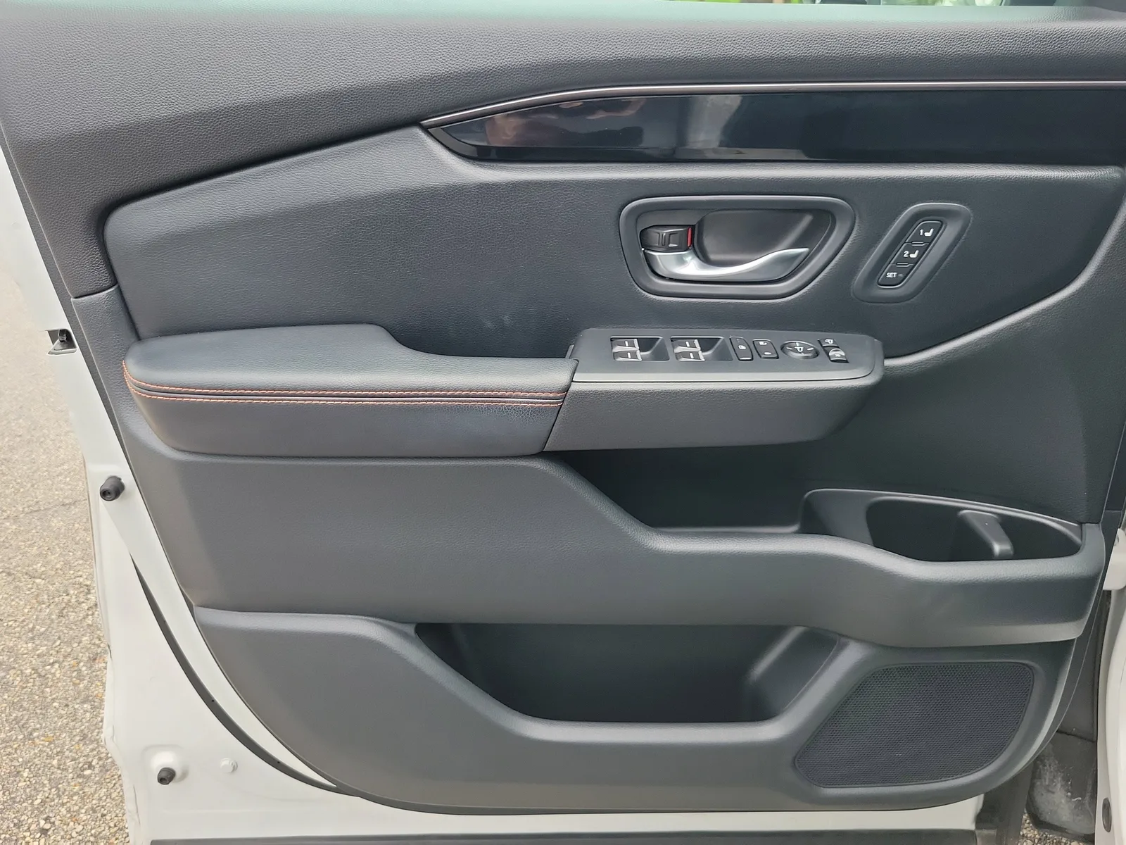 2024 Honda Pilot TrailSport photo 24