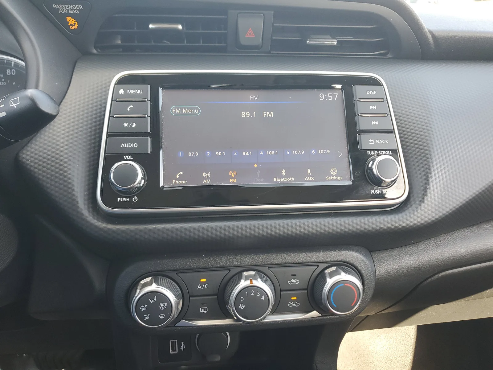 2023 Nissan Kicks S photo 22