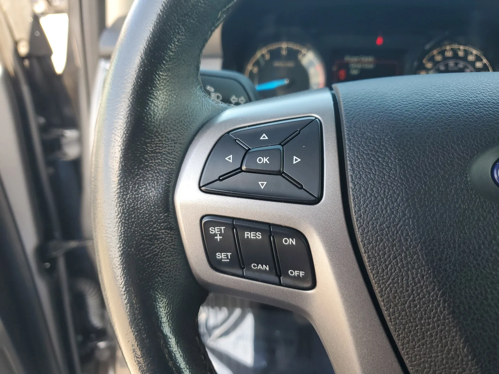 2023 Ford Ranger XLT 4WD photo 18