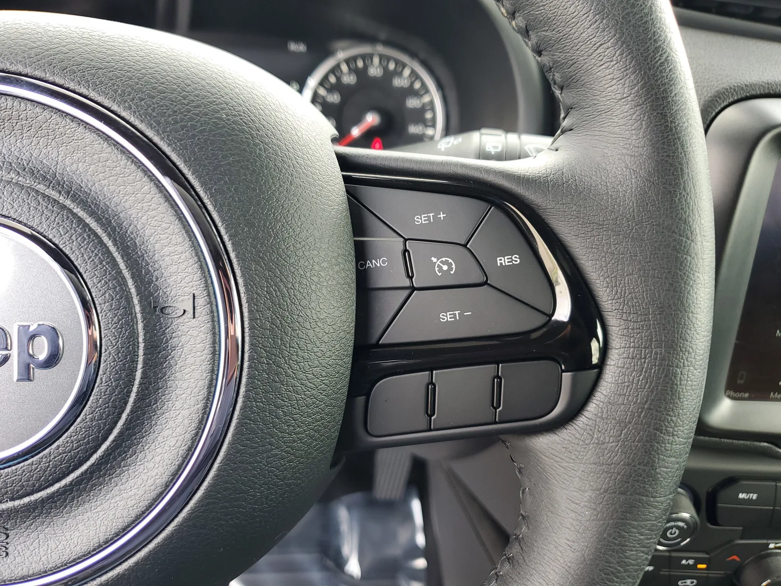 2022 Jeep Renegade Altitude 4WD photo 21