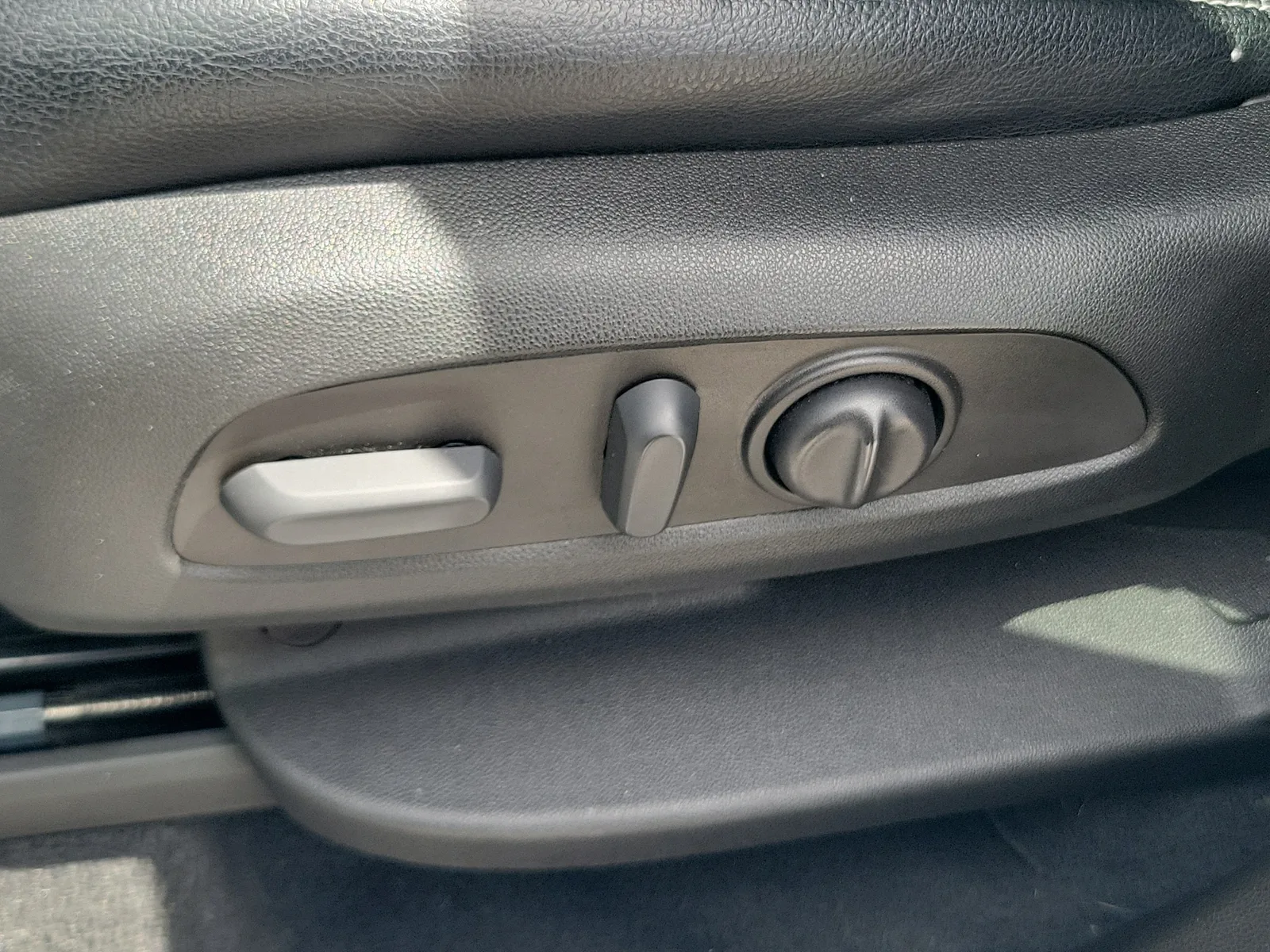 2023 Chevrolet Traverse LT Cloth photo 13