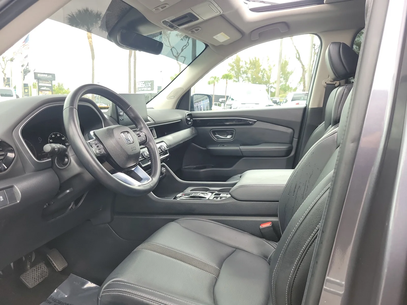 2024 Honda Pilot Touring photo 12
