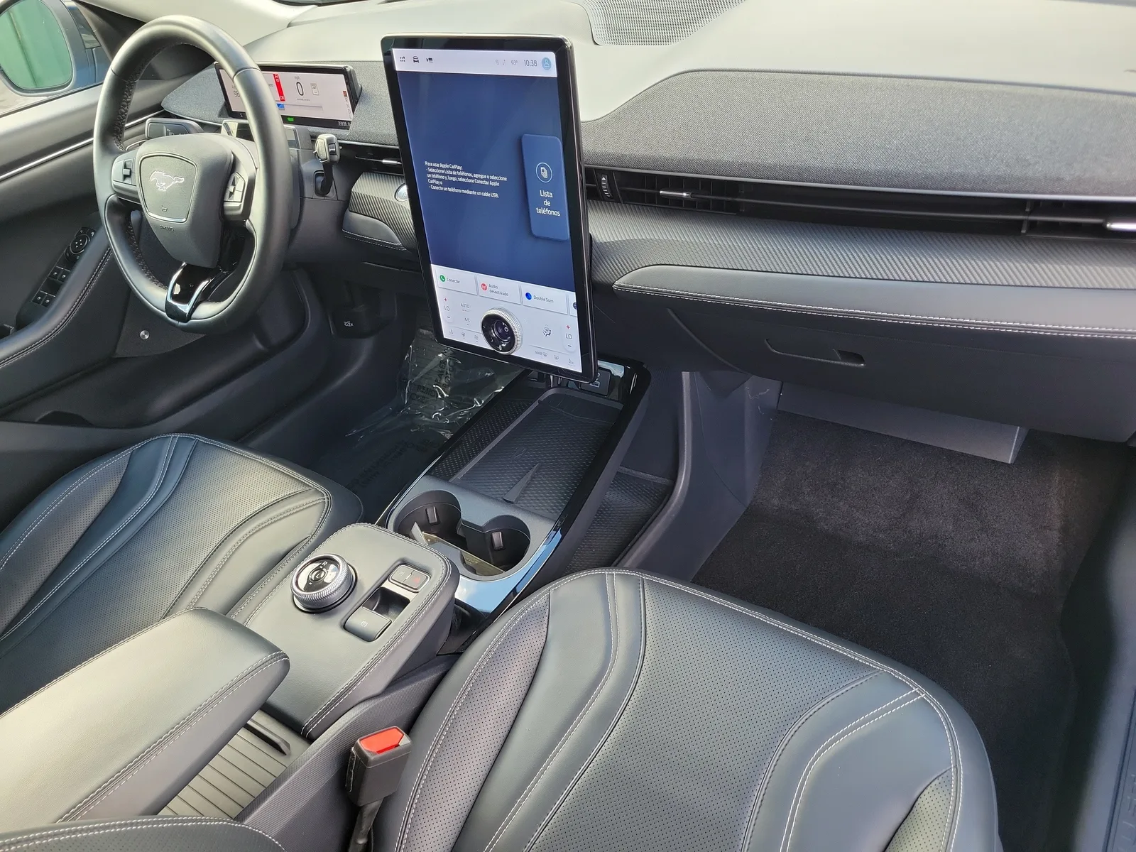 2024 Ford Mustang Mach-E Premium photo 18