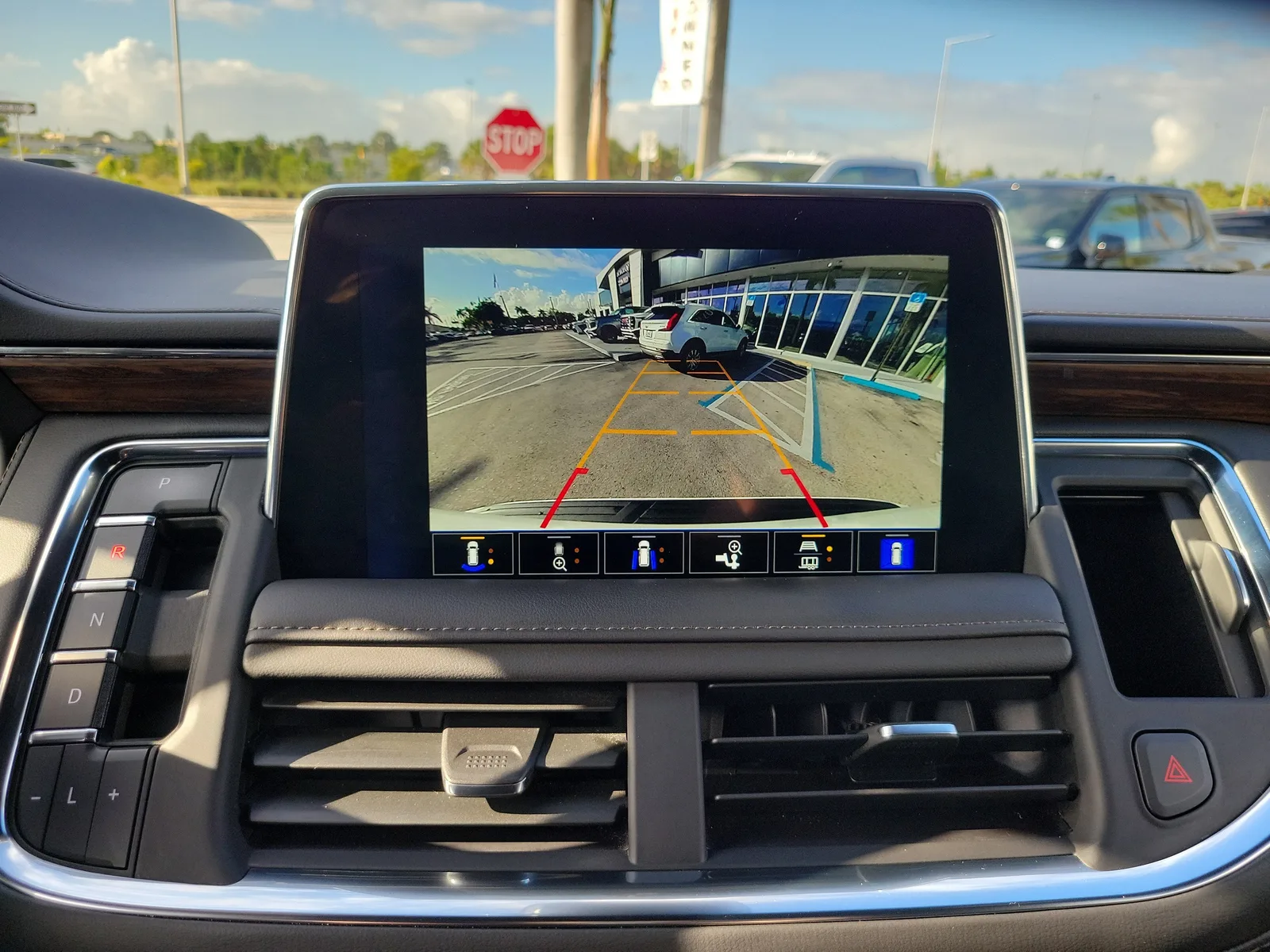 2023 Chevrolet Tahoe High Country photo 10