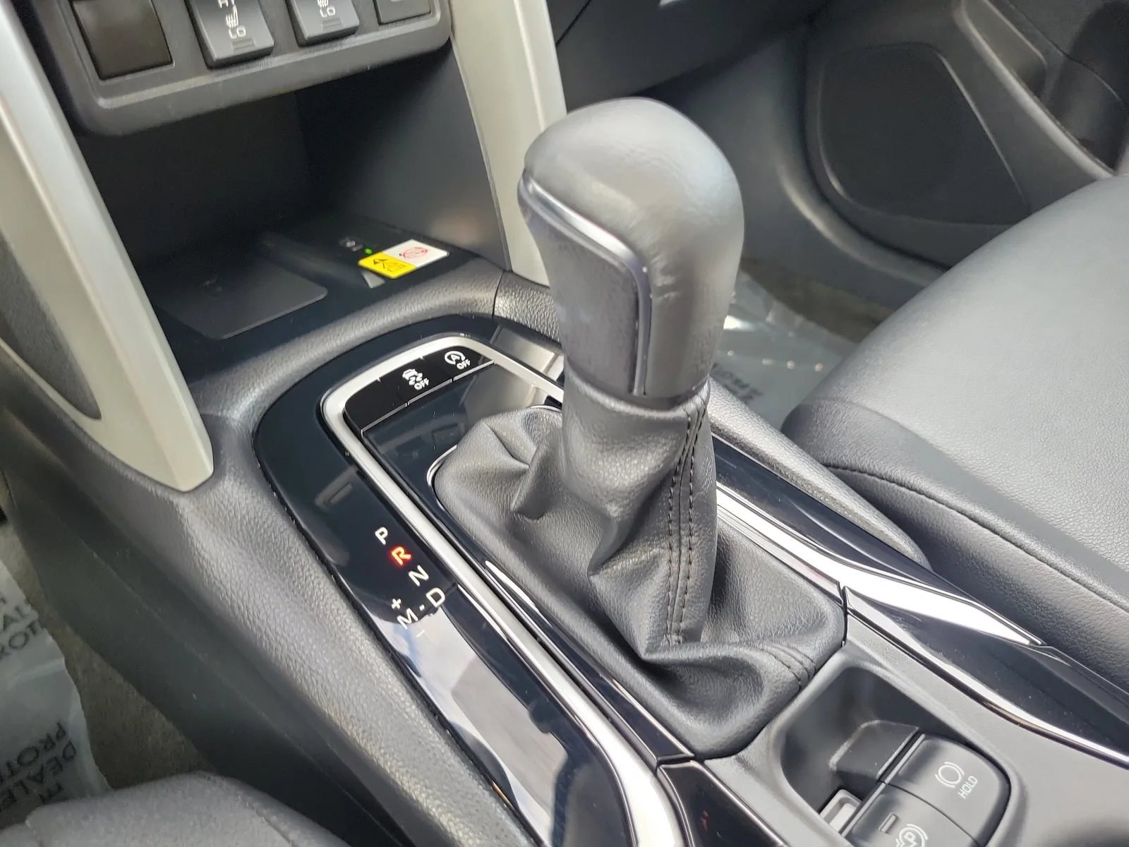 2023 Toyota Corolla Cross XLE photo 21