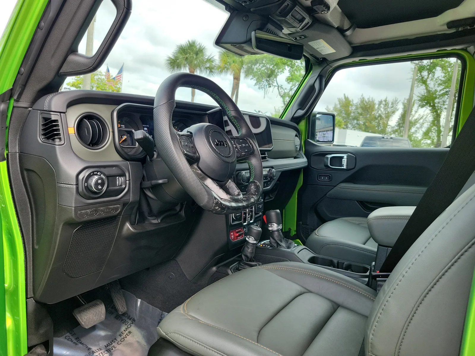 2025 Jeep Gladiator Mojave X photo 9