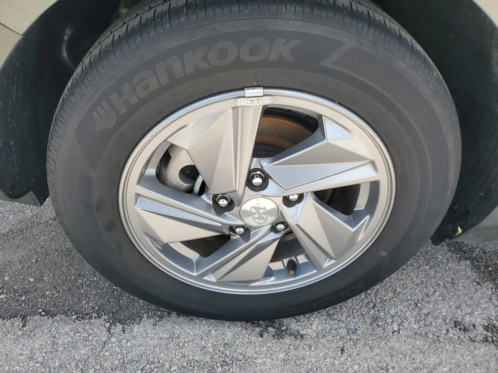 2024 Hyundai Elantra SE photo 27
