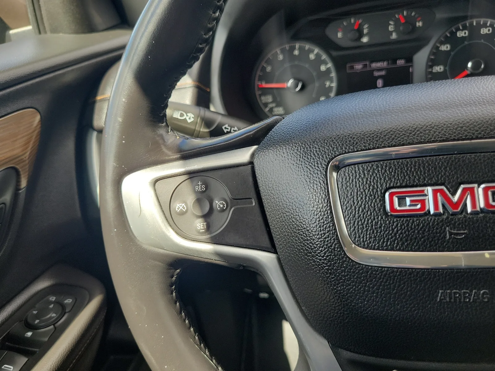 2018 GMC Terrain SLE photo 18