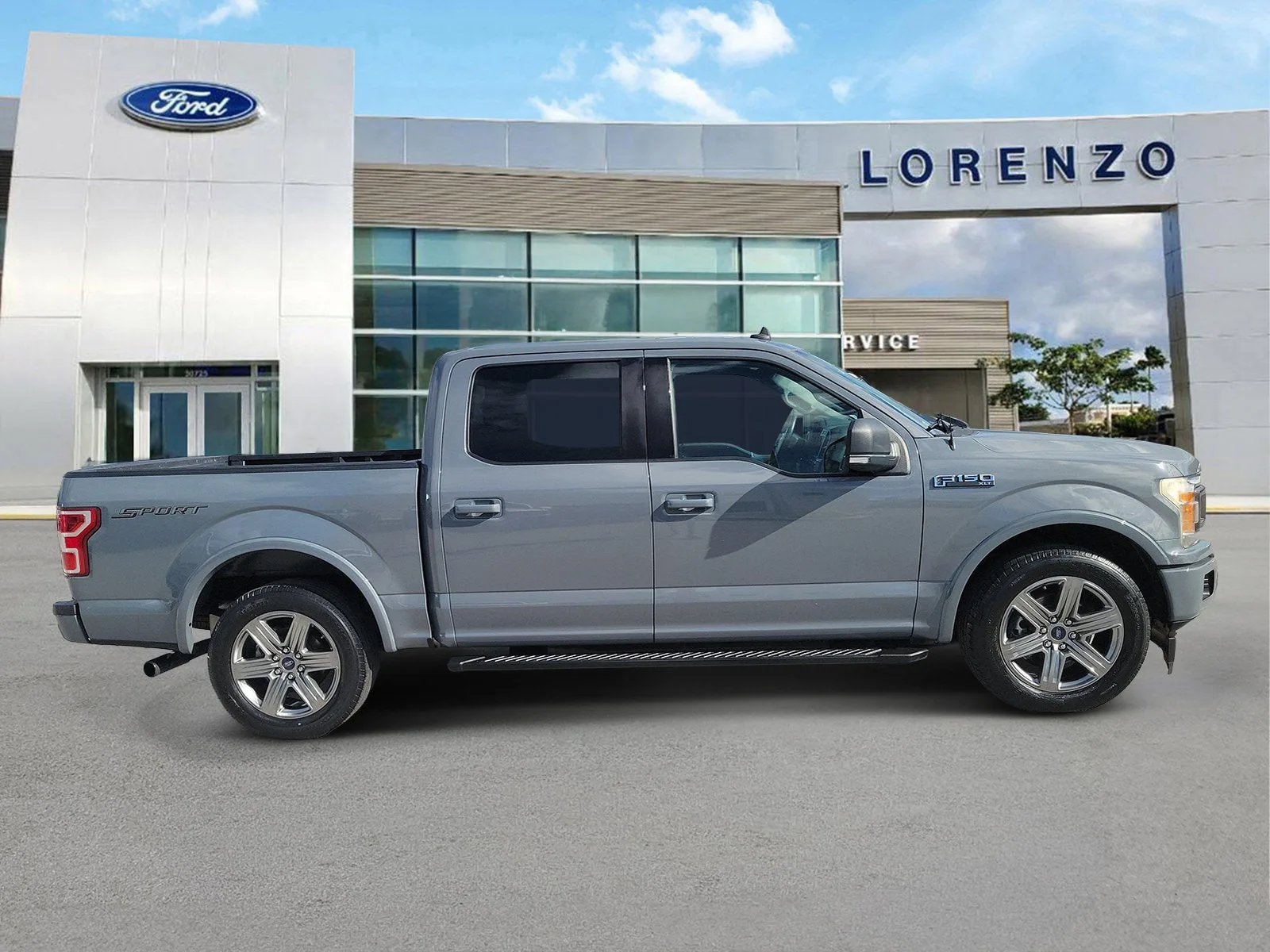 2019 Ford F-150 XLT photo 4