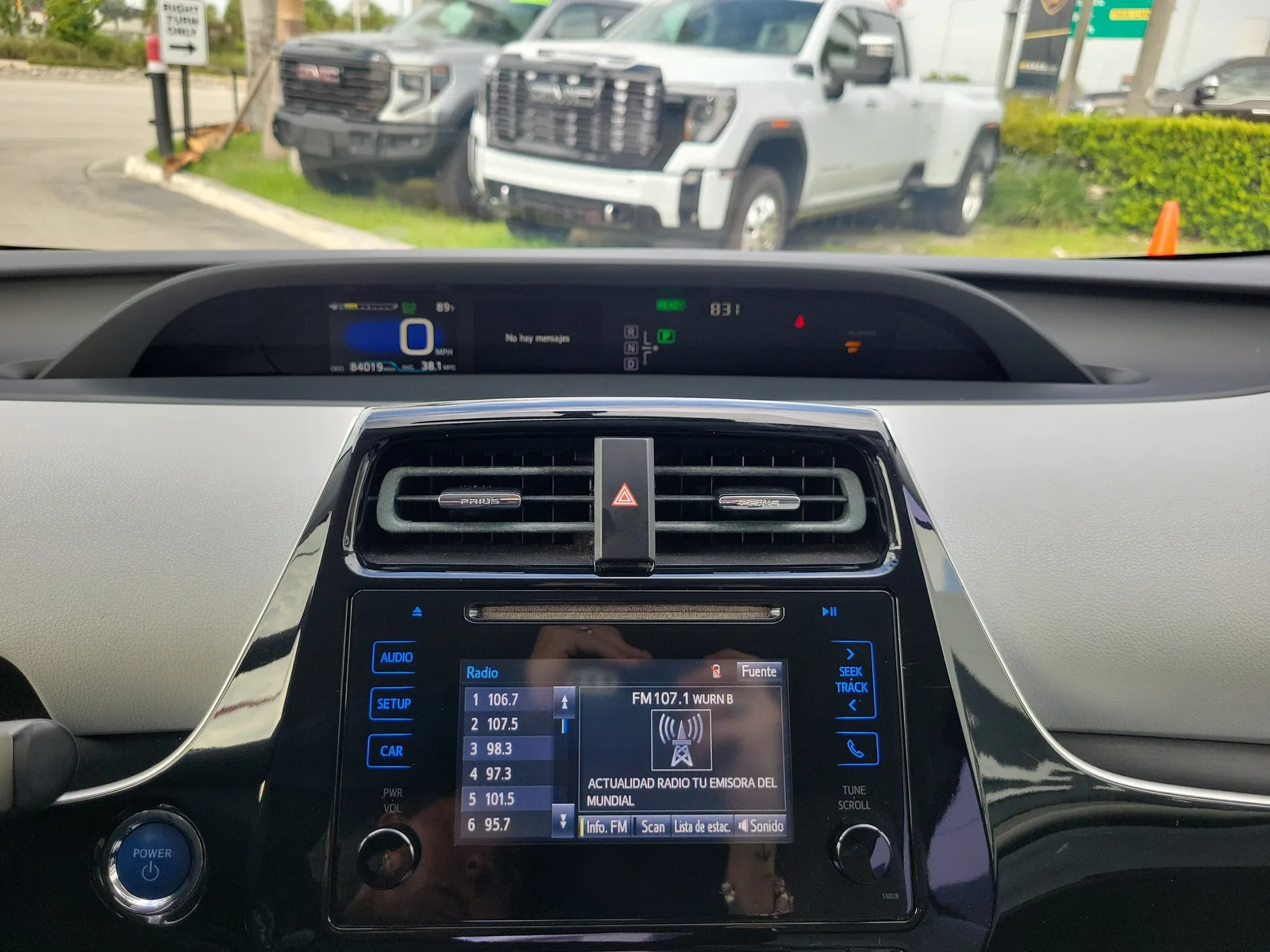 2016 Toyota Prius Two photo 21