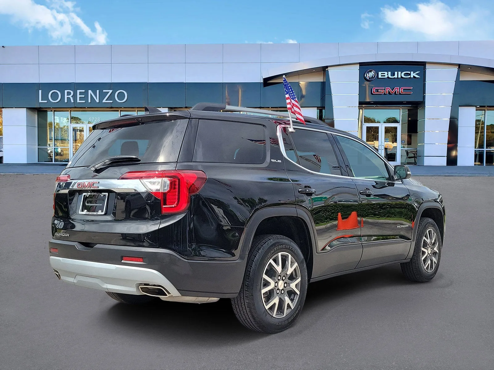 2023 GMC Acadia SLE photo 5