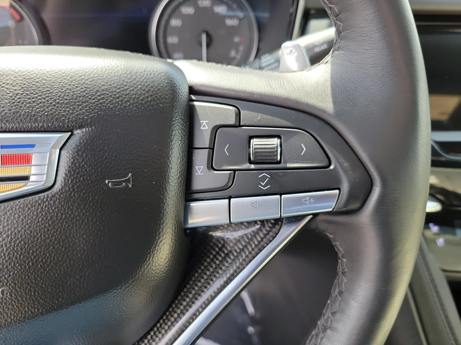 2023 Cadillac XT6 AWD Sport photo 25