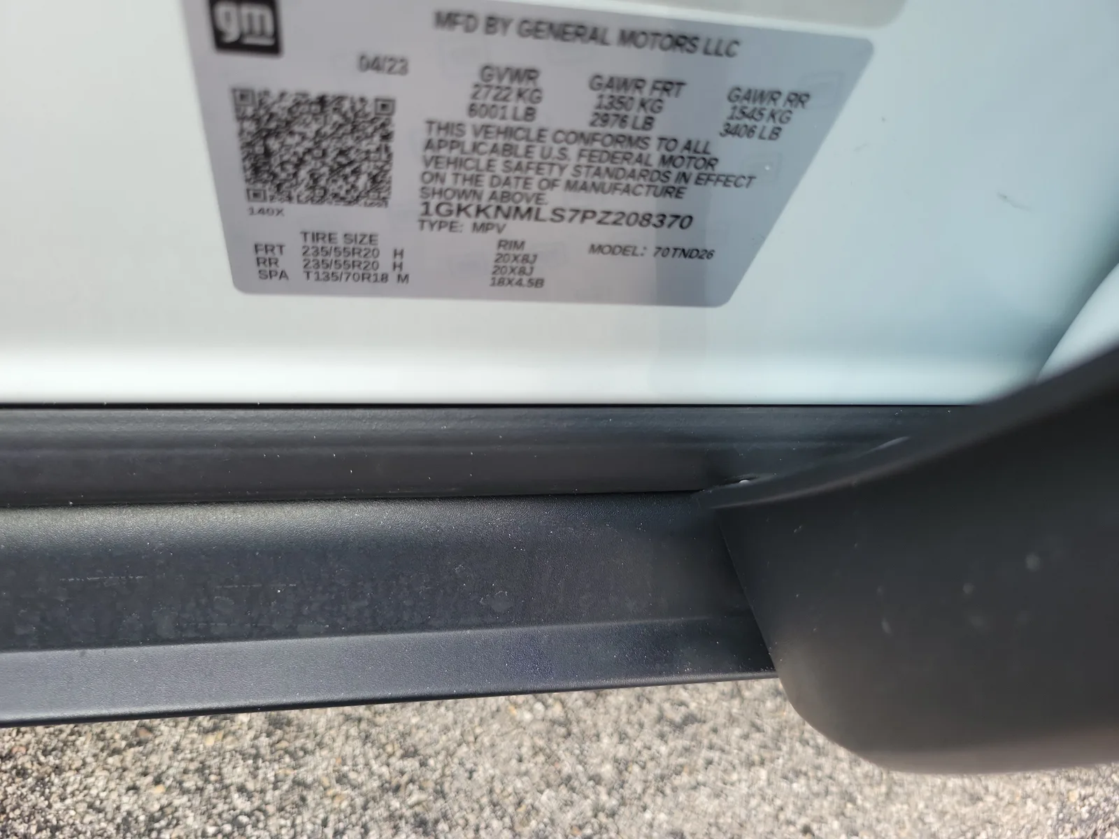 2023 GMC Acadia SLT photo 30