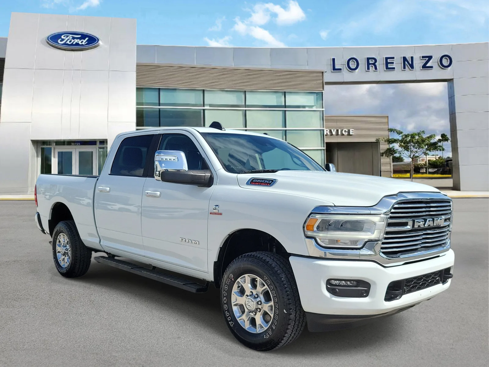 2024 RAM 2500 Laramie 4WD Diesel photo 3