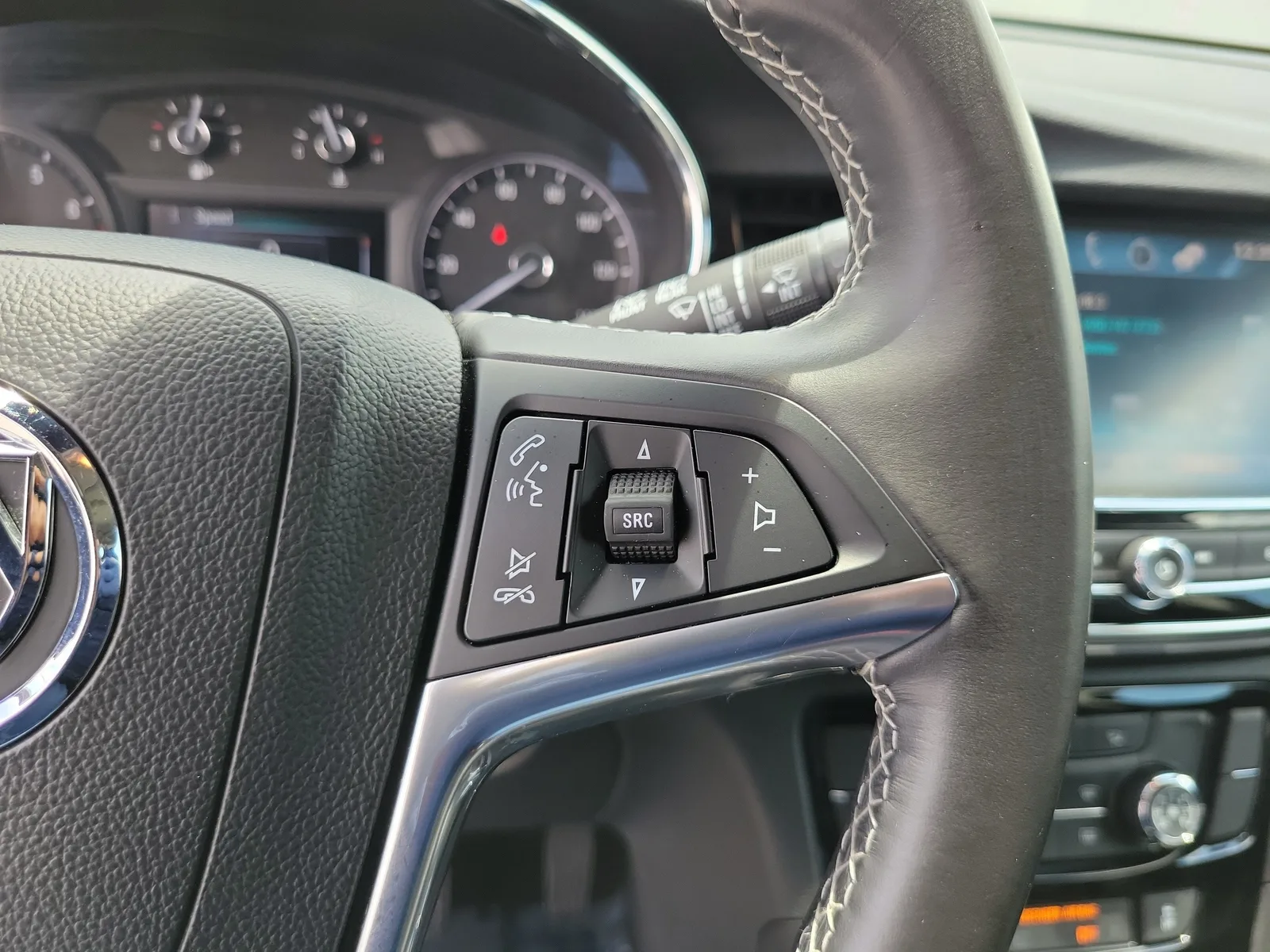 2018 Buick Encore Preferred photo 27