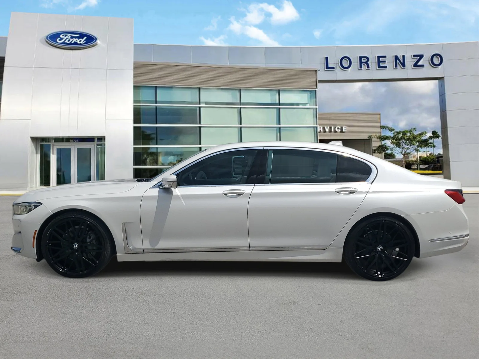2022 BMW 7 Series 740i photo 8