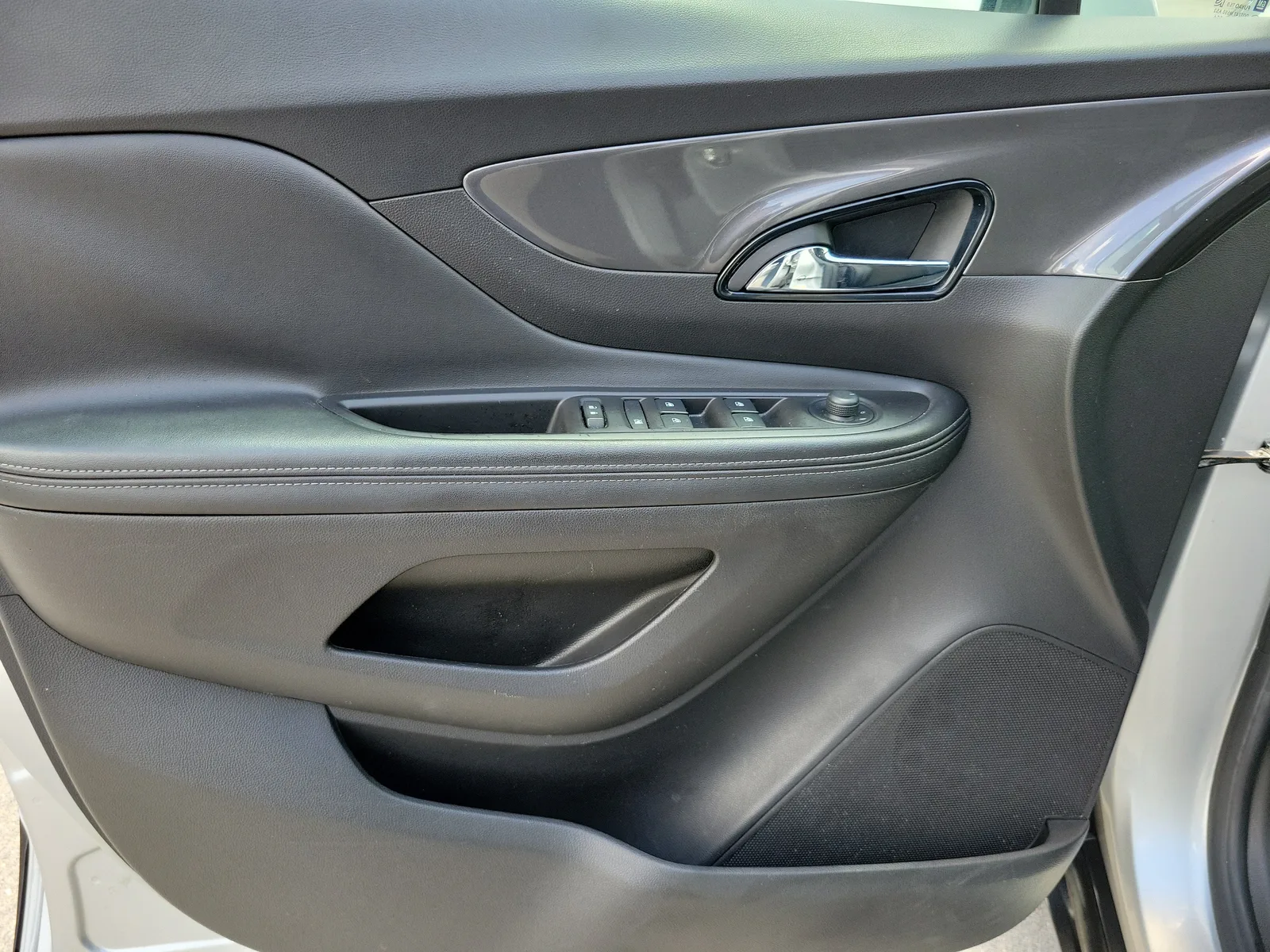 2018 Buick Encore Preferred photo 21