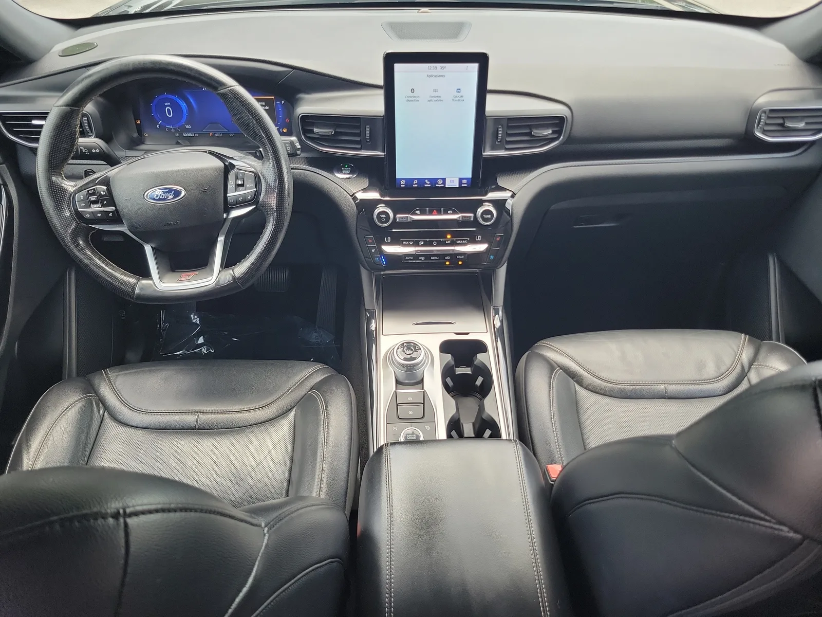 2021 Ford Explorer ST 4WD photo 18