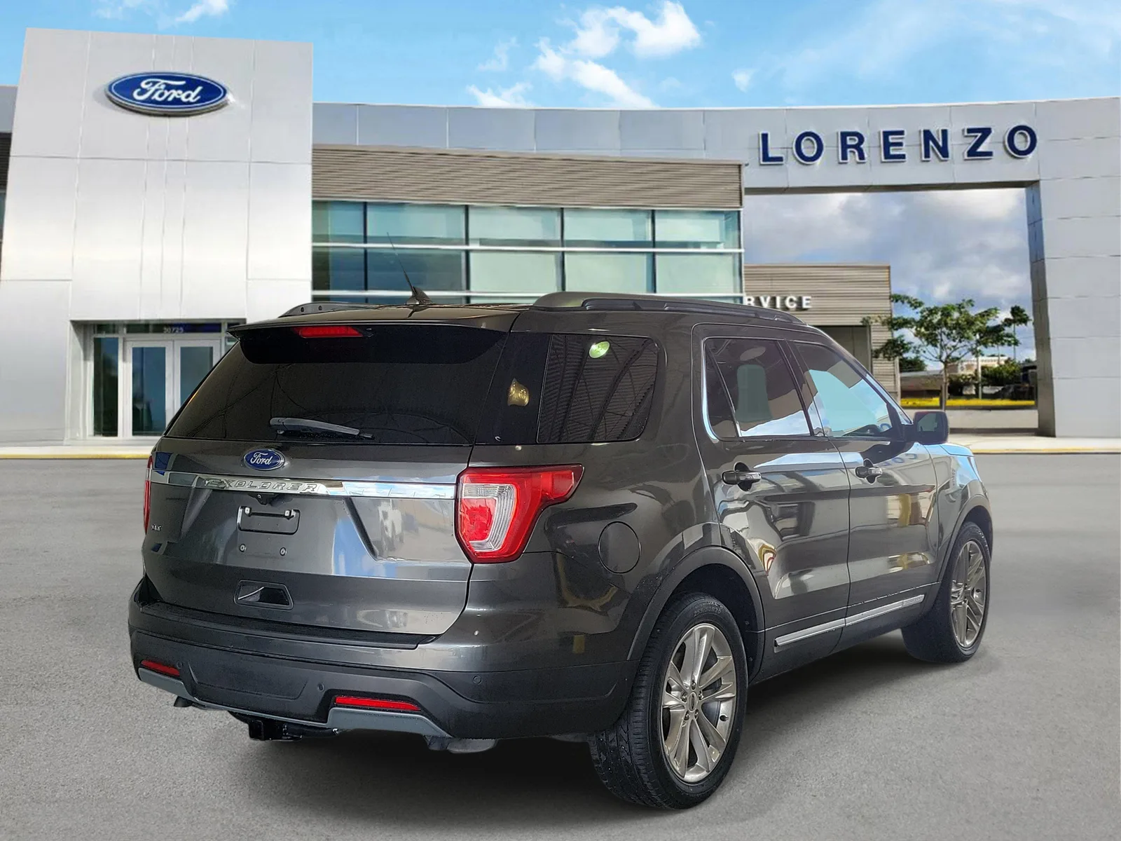 2019 Ford Explorer XLT photo 5