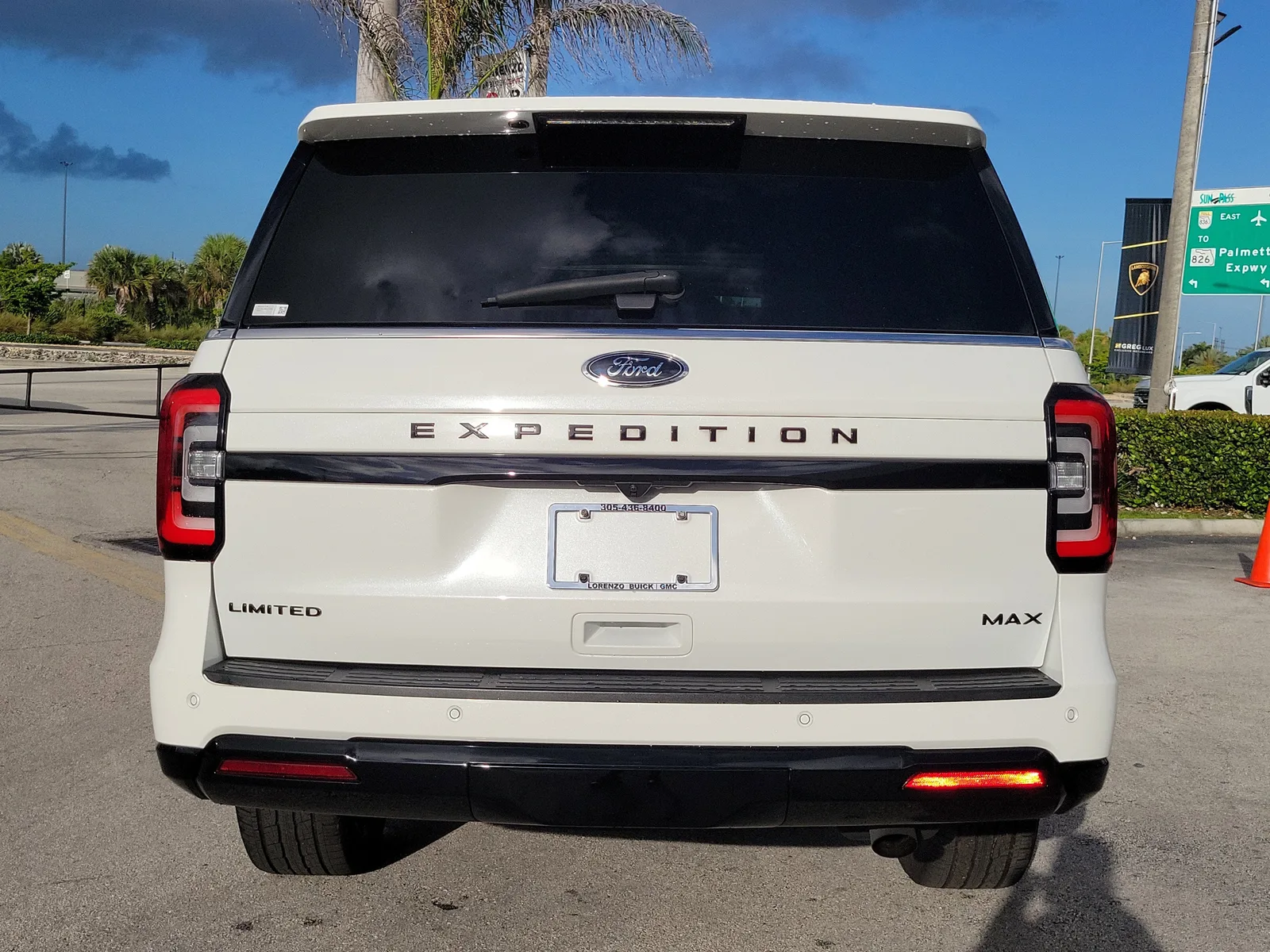 2023 Ford Expedition Max Limited photo 6