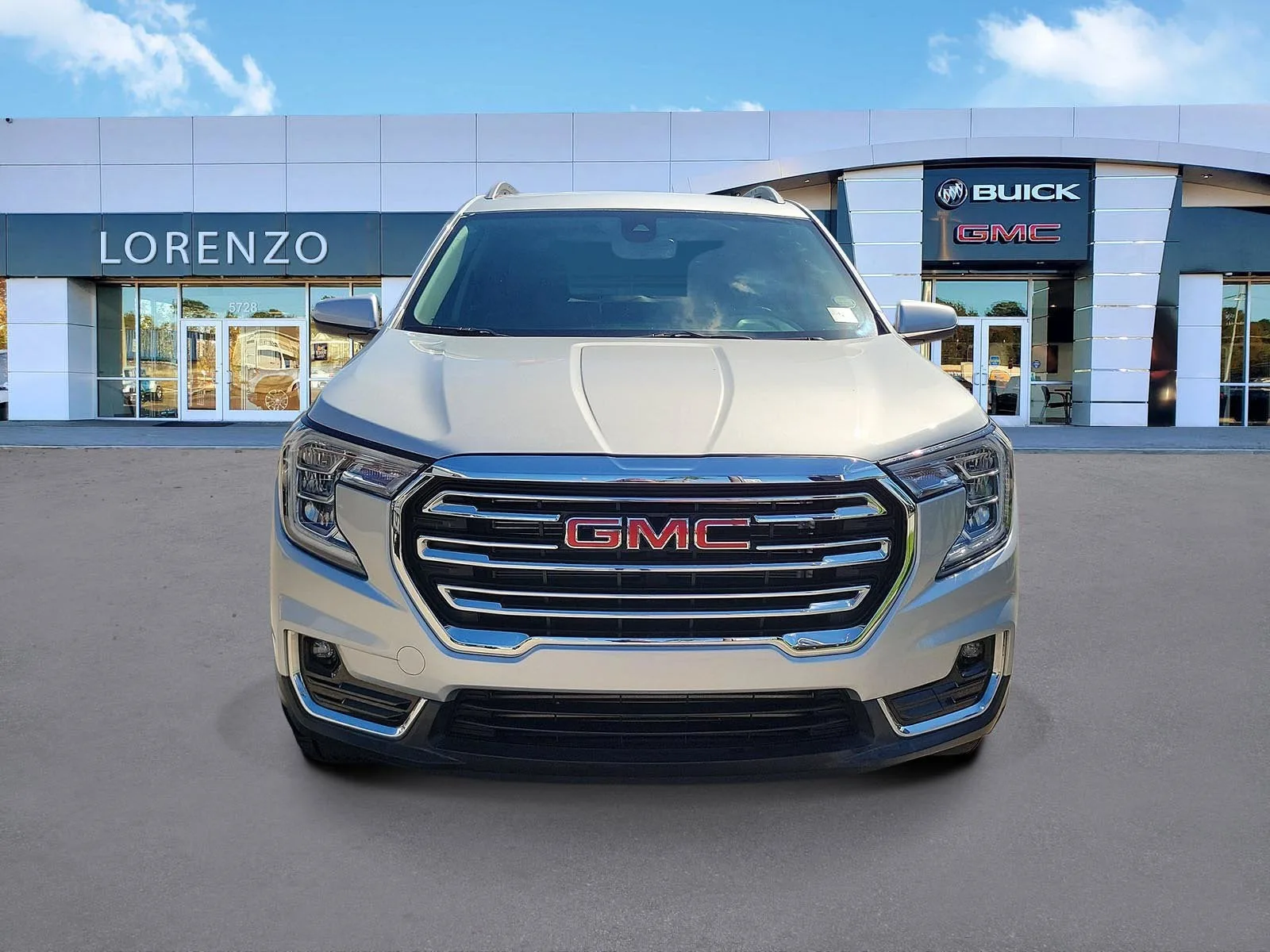 2022 GMC Terrain SLT photo 2